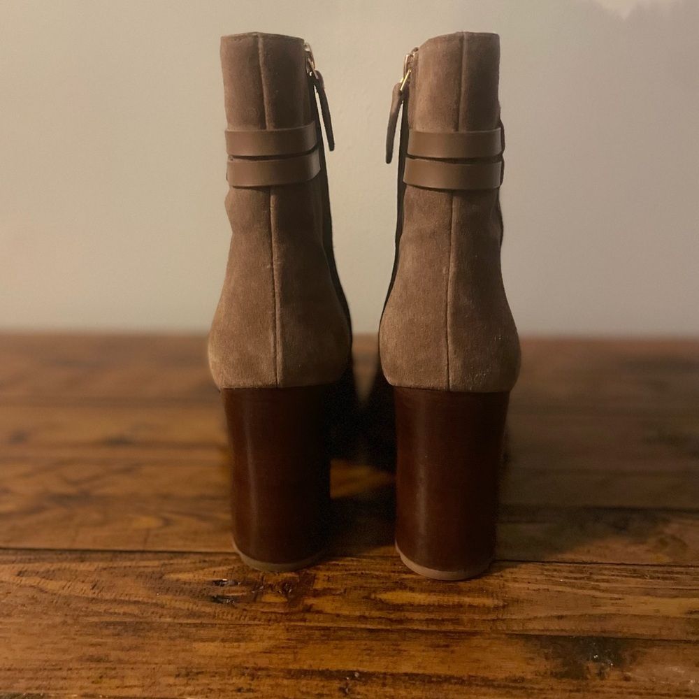 Tory burch Leigh 90mm Lug Sole Bootie - Picture 8 of 10